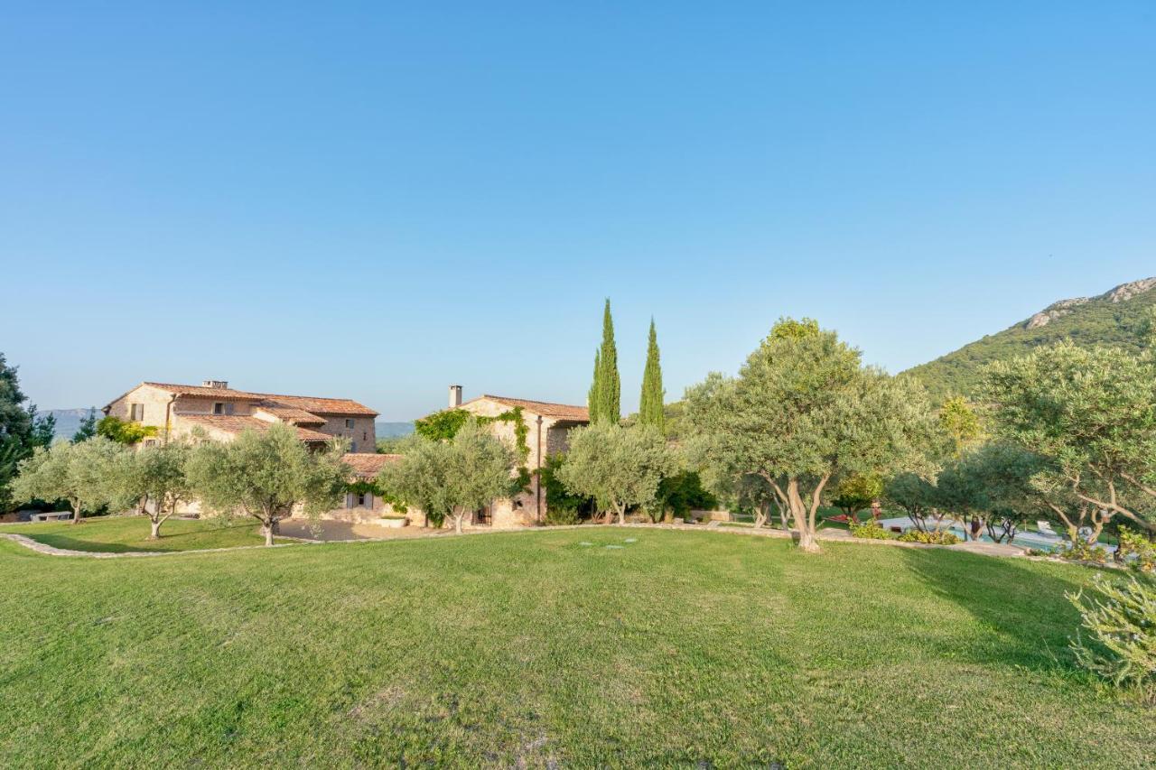 Vila Domaine De Puybernier Jouques Exteriér fotografie