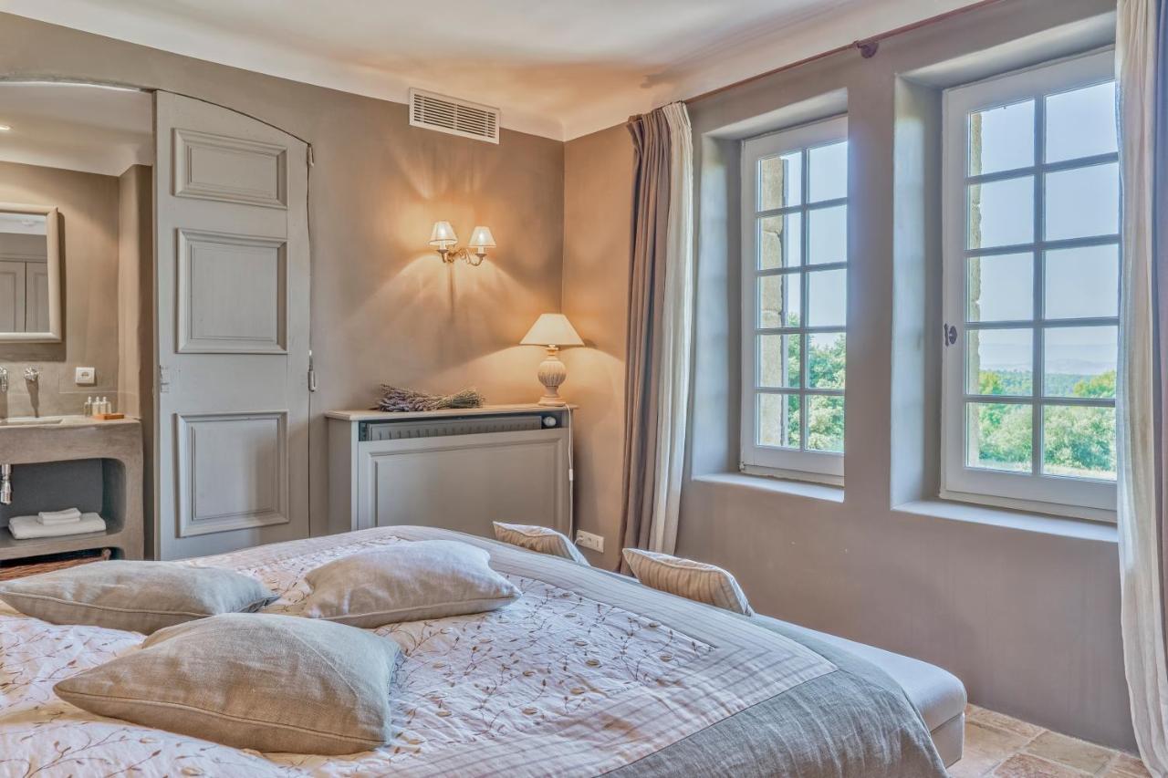 Vila Domaine De Puybernier Jouques Exteriér fotografie